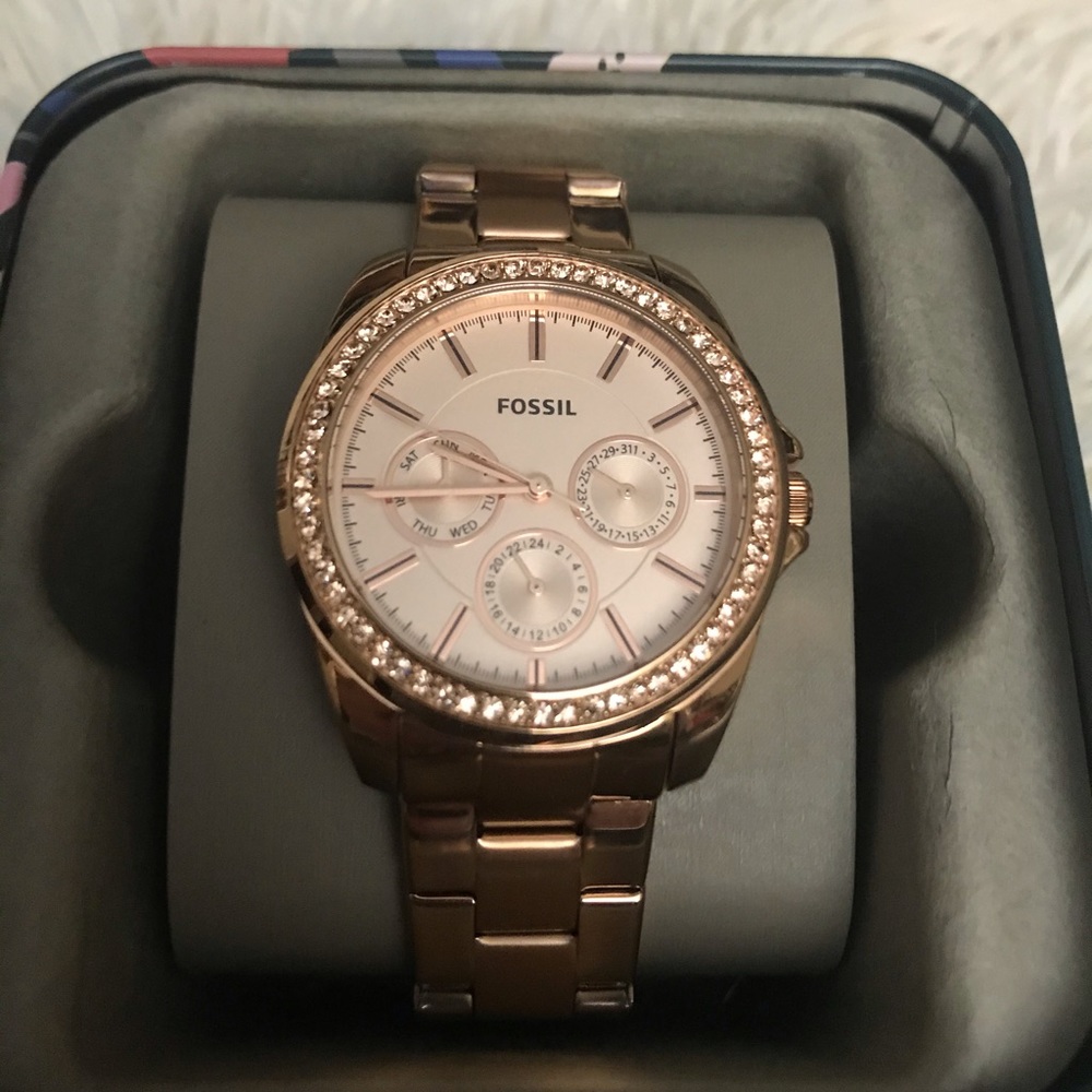 Rose Gold fossil watch